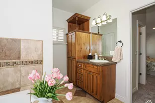 9502 N Aztec Dr, Cedar Hills, UT 84062 - Photo 47