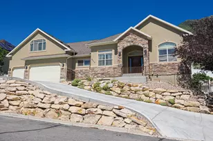 9502 N Aztec Dr, Cedar Hills, UT 84062 - Photo 3