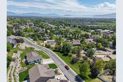 9502 N Aztec Dr, Cedar Hills, UT 84062 - Photo 13