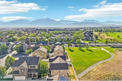 5037 W London Bay Dr, Riverton, UT 84096 - Photo 37