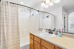 5037 W London Bay Dr, Riverton, UT 84096 - Photo 23
