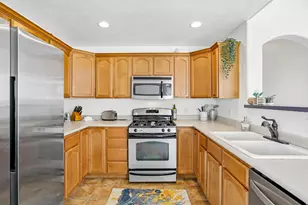 5037 W London Bay Dr, Riverton, UT 84096 - Photo 11