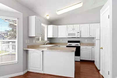 1382 N 2325 W, Layton, UT 84041 - Photo 11