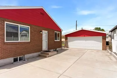 545 E 350 S, Clearfield, UT 84015 - Photo 3