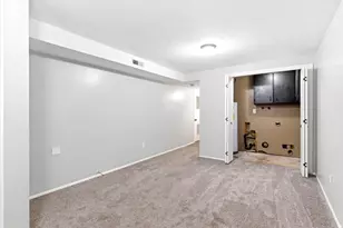 1856 E 5775 S, South Ogden, UT 84403 - Photo 23