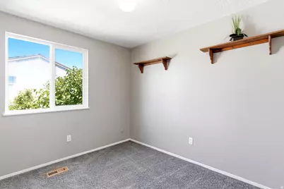 1856 E 5775 S, South Ogden, UT 84403 - Photo 19