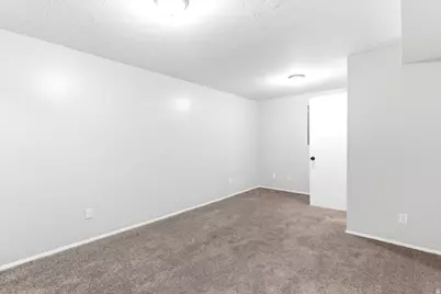 1856 E 5775 S, South Ogden, UT 84403 - Photo 21