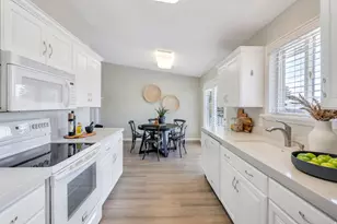 985 N 520 E, Orem, UT 84097 - Photo 11