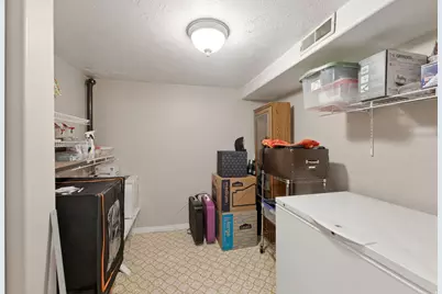 413 E 9120 S, Sandy, UT 84070 - Photo 31