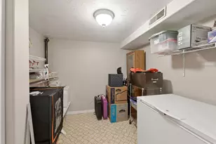 413 E 9120 S, Sandy, UT 84070 - Photo 31