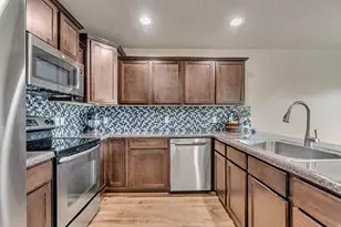 2539 N Cypress Way W, Lehi, UT 84048 - Photo 9