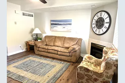 918 N Newberg Dr N #4, Garden City, UT 84028 - Photo 9