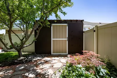 6716 W Hunter Crest Cir, West Valley, UT 84128 - Photo 23