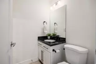 320 W 700 N, Salt Lake City, UT 84103 - Photo 25