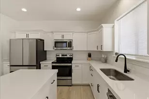 7219 N Green Pasture Ln, Eagle Mountain, UT 84005 - Photo 11