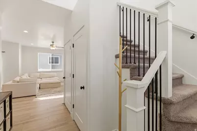 7219 N Green Pasture Ln, Eagle Mountain, UT 84005 - Photo 5