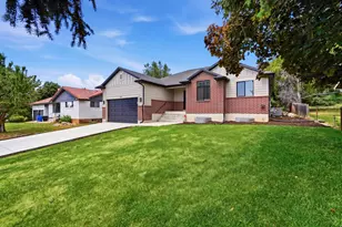 466 E 3000 N, North Ogden, UT 84414 - Photo 3