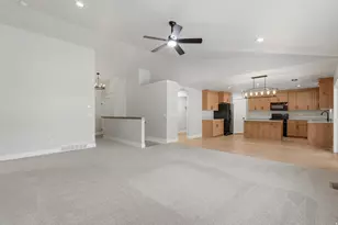 466 E 3000 N, North Ogden, UT 84414 - Photo 7
