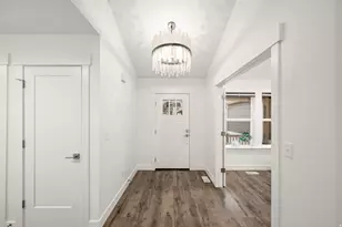 14737 S Canyon Wild Rd, Draper (UT Cnty), UT 84020 - Photo 9