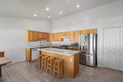 354 N 30 W, Kaysville, UT 84037 - Photo 7