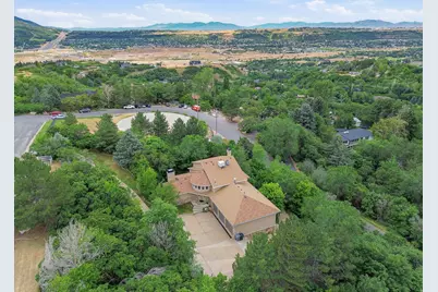 6169 S 2850 E, Uintah, UT 84403 - Photo 11