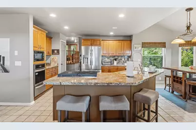 6169 S 2850 E, Uintah, UT 84403 - Photo 25