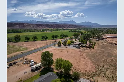 3190 S Spanish Valley Dr, Moab, UT 84532 - Photo 23