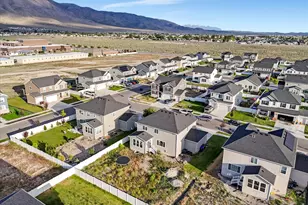 1137 E Postmark Pl N, Eagle Mountain, UT 84005 - Photo 33