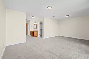910 S Donner Way, Salt Lake City, UT 84108 - Photo 13