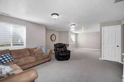 406 Meadow Ln, Providence, UT 84332 - Photo 27