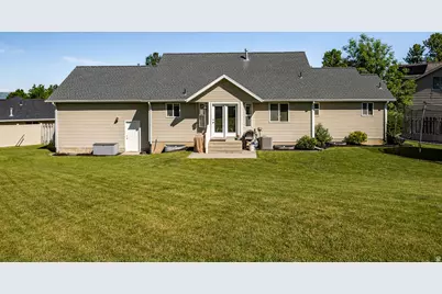 406 Meadow Ln, Providence, UT 84332 - Photo 43