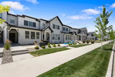 10023 N Featherstone Dr, Highland, UT 84003 - Photo 3