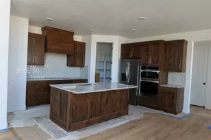 345 E Dutton Ct, Grantsville, UT 84029 - Photo 9