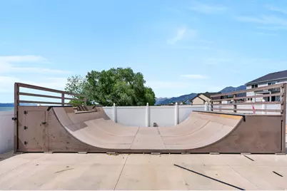 76 N Sunset Dr, Vineyard, UT 84059 - Photo 53