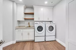 76 N Sunset Dr, Vineyard, UT 84059 - Photo 45