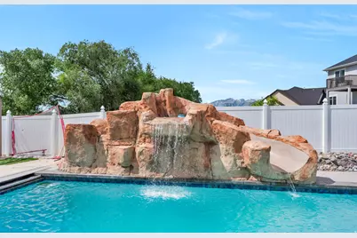 76 N Sunset Dr, Vineyard, UT 84059 - Photo 3
