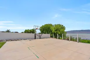 76 N Sunset Dr, Vineyard, UT 84059 - Photo 53