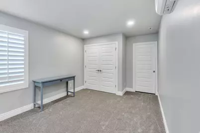 76 N Sunset Dr, Vineyard, UT 84059 - Photo 29