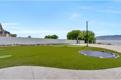 76 N Sunset Dr, Vineyard, UT 84059 - Photo 55