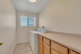 10143 S Memorial Dr, South Jordan, UT 84095 - Photo 43