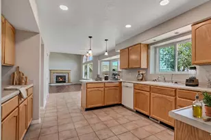 10143 S Memorial Dr, South Jordan, UT 84095 - Photo 11