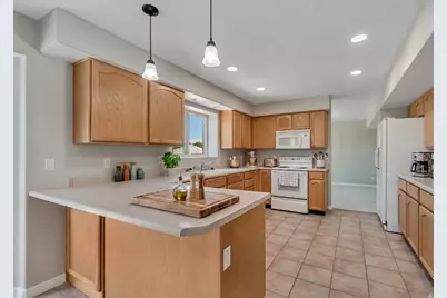 10143 S Memorial Dr, South Jordan, UT 84095 - Photo 13