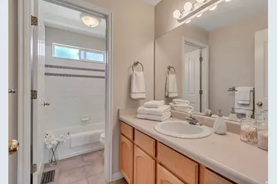 10143 S Memorial Dr, South Jordan, UT 84095 - Photo 35