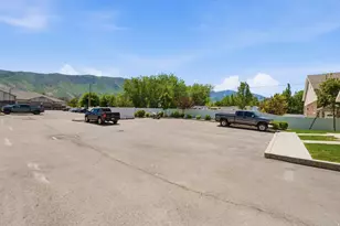 347 W Main St N, Santaquin, UT 84655 - Photo 27