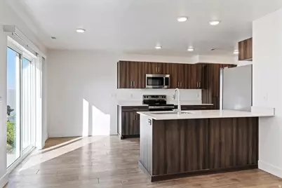 1177 W Shady Brook Ln #4, West Haven, UT 84401 - Photo 5