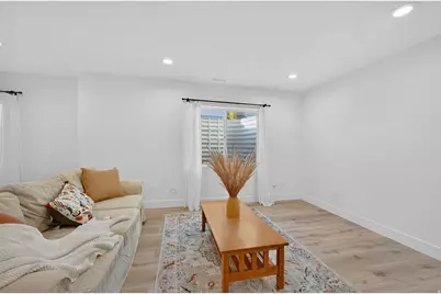 13897 S Canaan Peak Dr, Herriman, UT 84096 - Photo 27