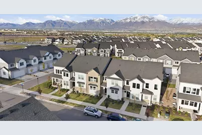 13897 S Canaan Peak Dr, Herriman, UT 84096 - Photo 39