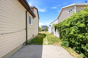 2678 S Twain Dr W, Magna, UT 84044 - Photo 29