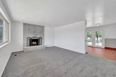 846 W 2400 N, Clinton, UT 84015 - Photo 9