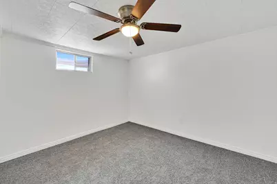 846 W 2400 N, Clinton, UT 84015 - Photo 31
